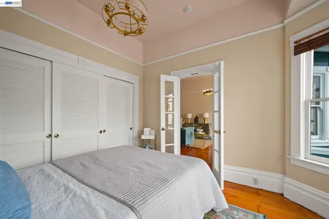 $999,999 | 340 Munich Street, San Francisco, CA 94112