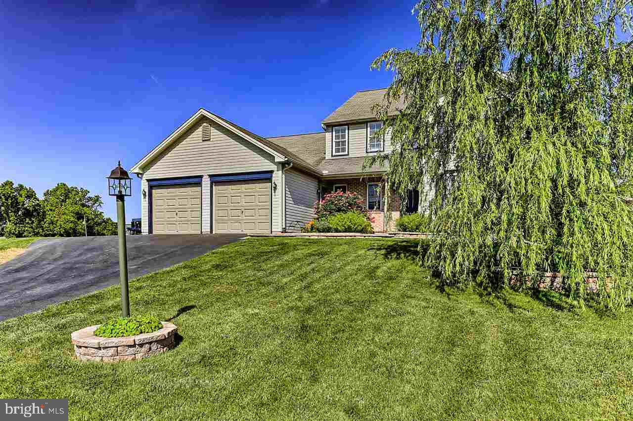 2750 Pilgrim Road York, PA 17406 - Photo 1 of 33 Gallery Image 1