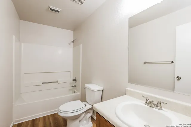 $1,570 | 2831 Amber Morning, San Antonio, TX 78245