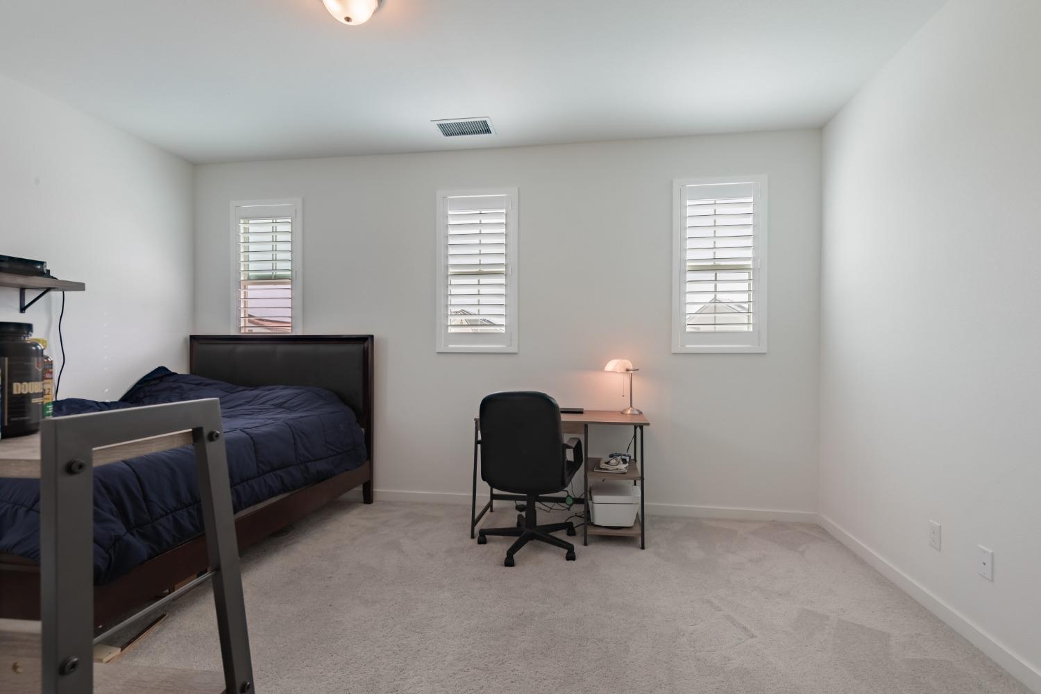 4612 Twin Oaks Road Madera, CA 93636 - Photo 18 of 29 Gallery Image 18