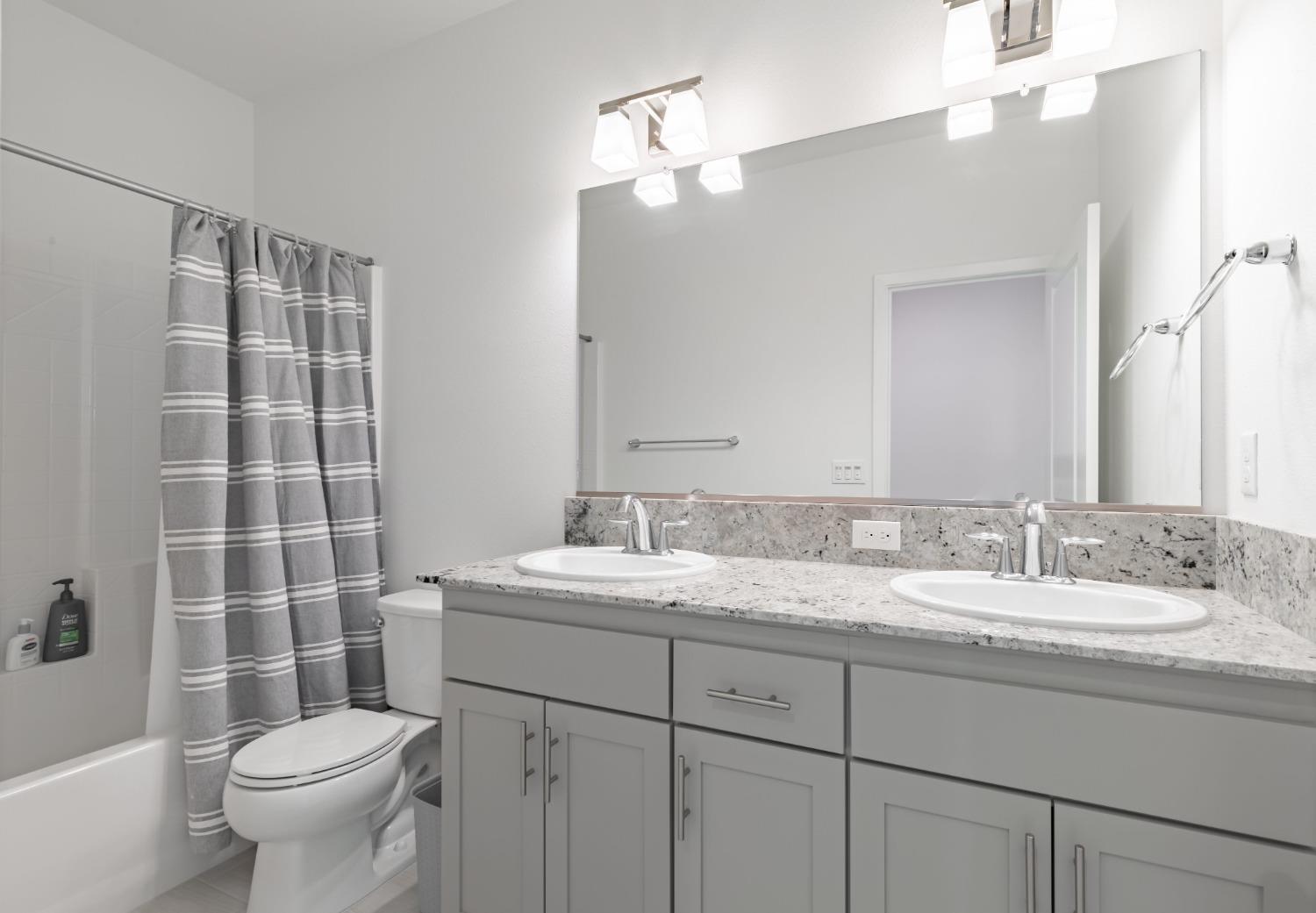 4612 Twin Oaks Road Madera, CA 93636 - Photo 19 of 29 Gallery Image 19