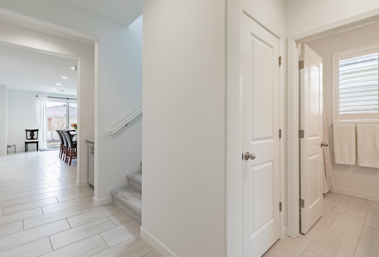4612 Twin Oaks Road Madera, CA 93636 - Photo 2 of 29 Gallery Image 2