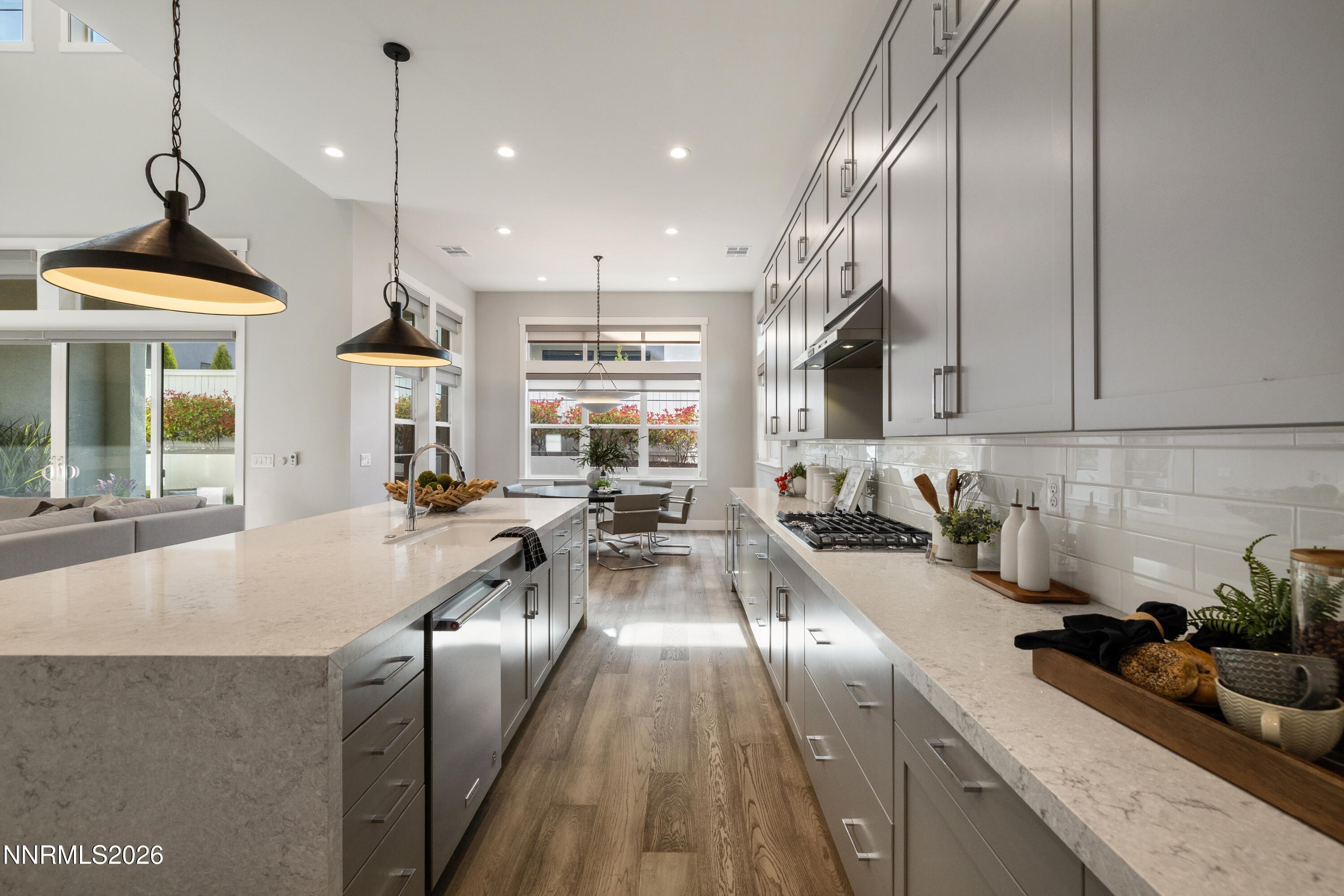 6101 South Pleasant Oak Trail Reno, NV 89511 - Photo 8 of 41 Kitchen / Dining