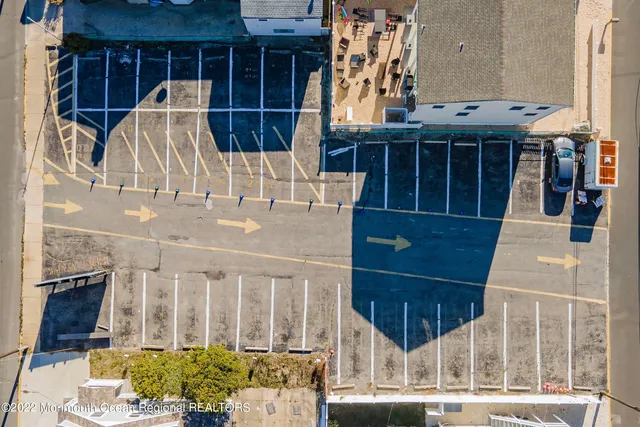 $1,750,000 | 23 North Ocean Avenue, Point Pleasant Beach, NJ 08742