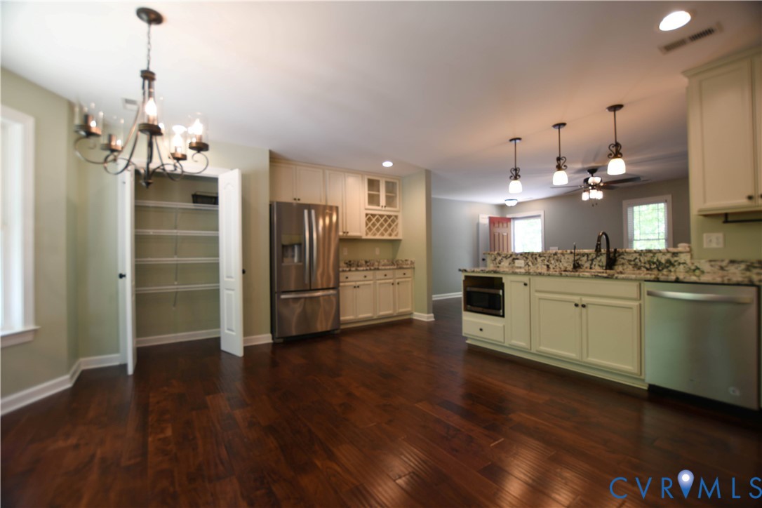5034 Dabneys Mill Road Manquin, VA 23106 - Photo 9 of 25 Gallery Image 9