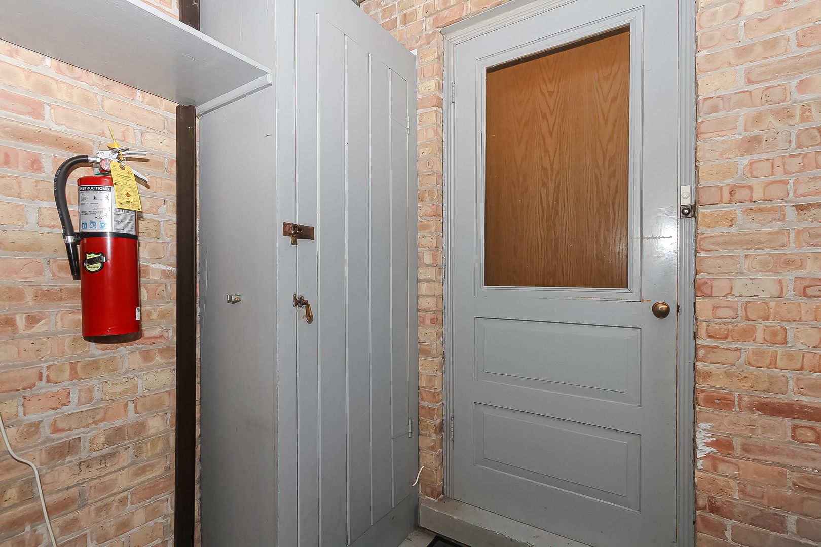 342 Ridge Avenue, Unit 2 Evanston, IL 60202 - Photo 17 of 20 Gallery Image 17