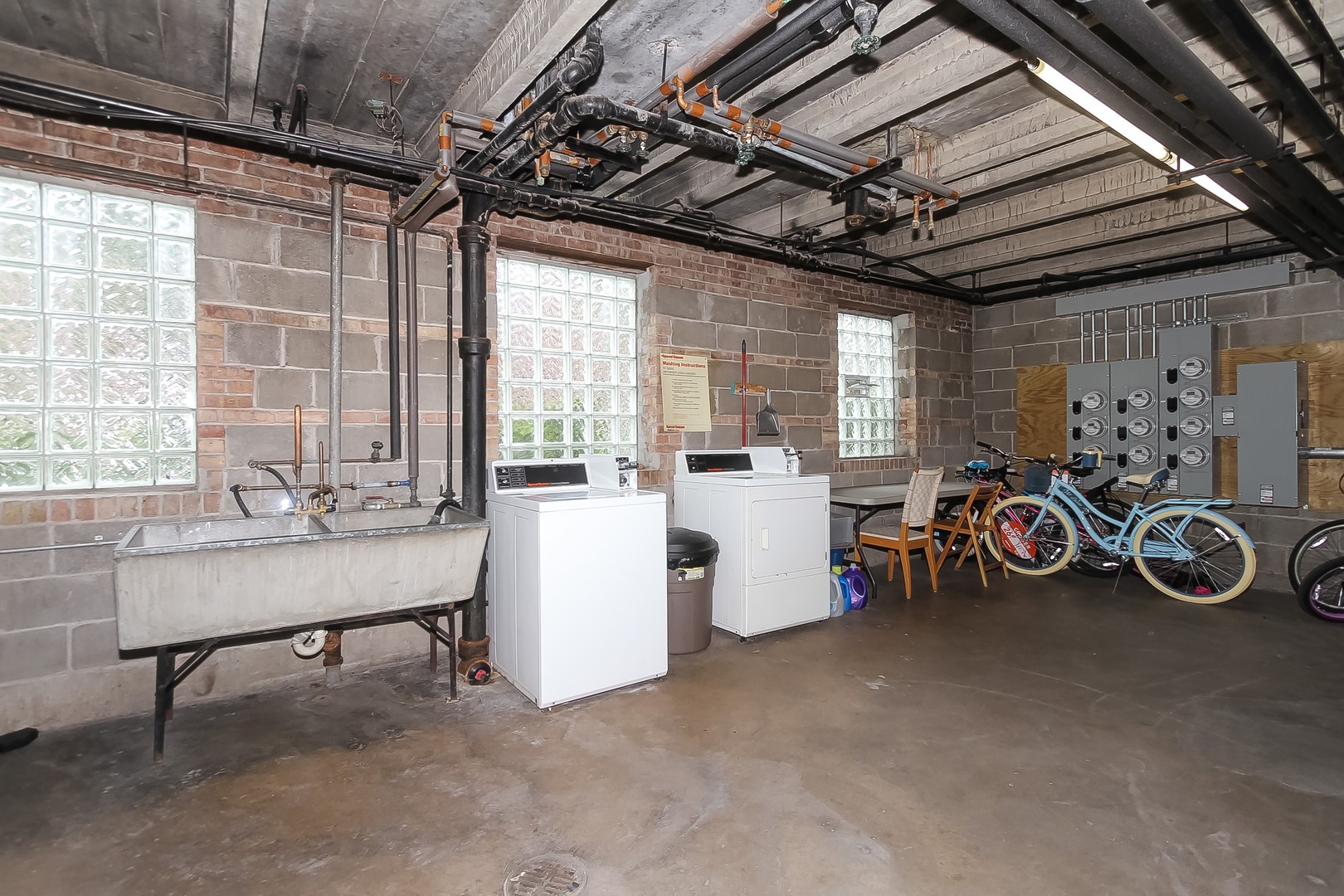 342 Ridge Avenue, Unit 2 Evanston, IL 60202 - Photo 18 of 20 Gallery Image 18