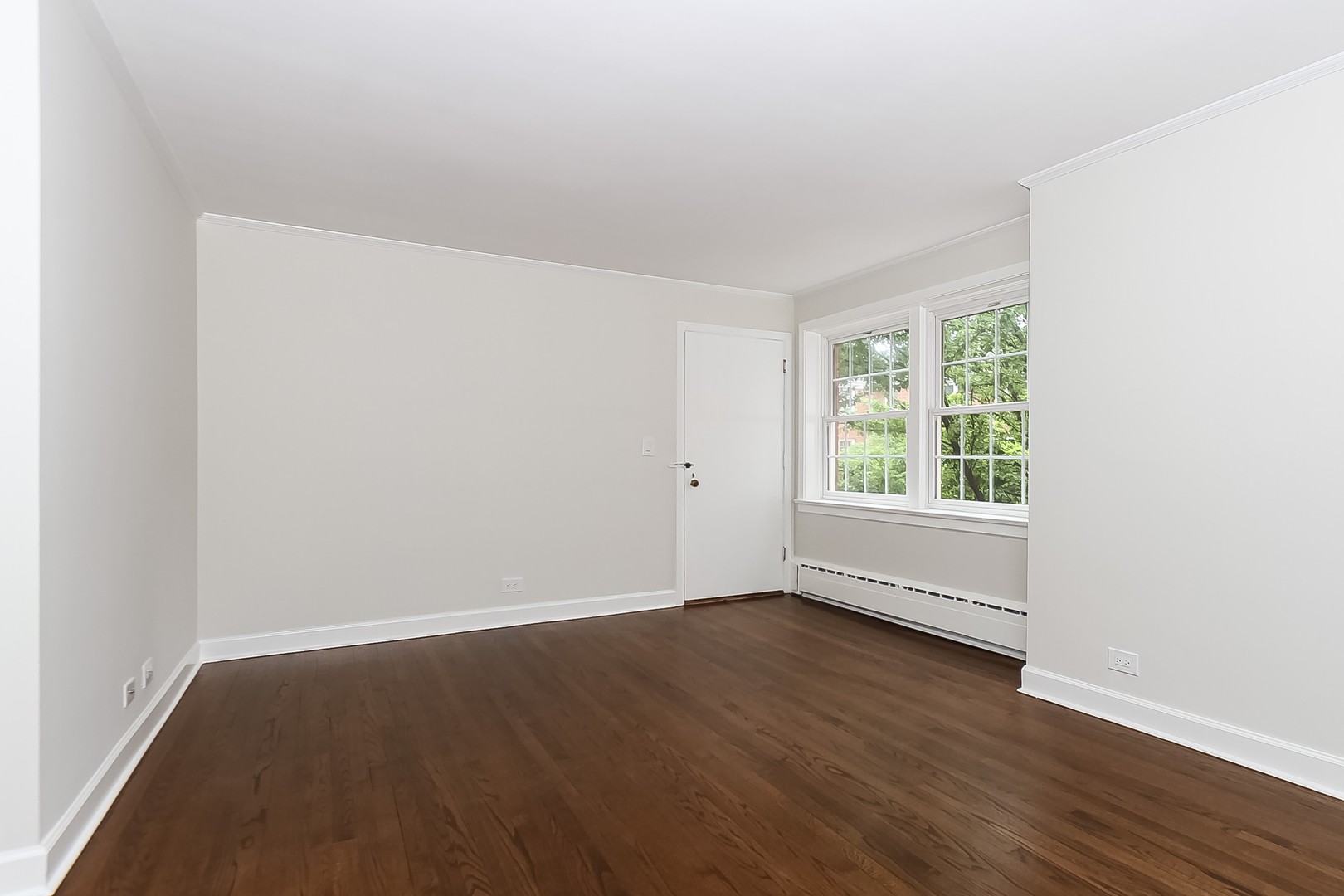 342 Ridge Avenue, Unit 2 Evanston, IL 60202 - Photo 4 of 20 Gallery Image 4