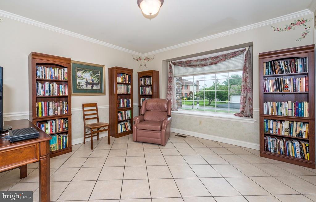 2908 Bowman Road Lancaster, PA 17601 - Photo 8 of 26 Gallery Image 8
