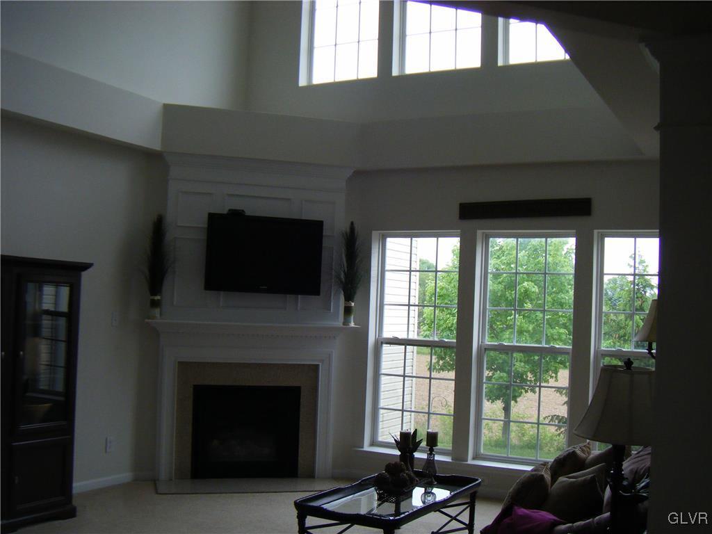 8701 Cascade Road Breinigsville, PA 18031 - Photo 6 of 33 Gallery Image 6