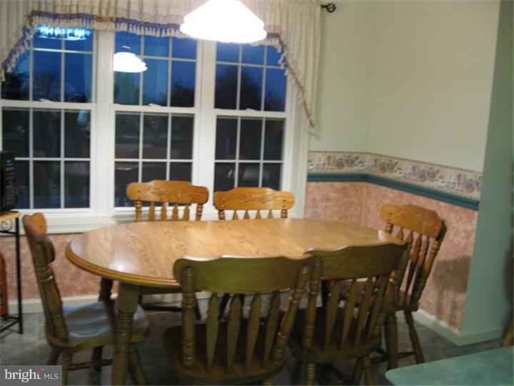 305 Anvil Road Nottingham, PA 19362 - Photo 5 of 14 Breakfast Room