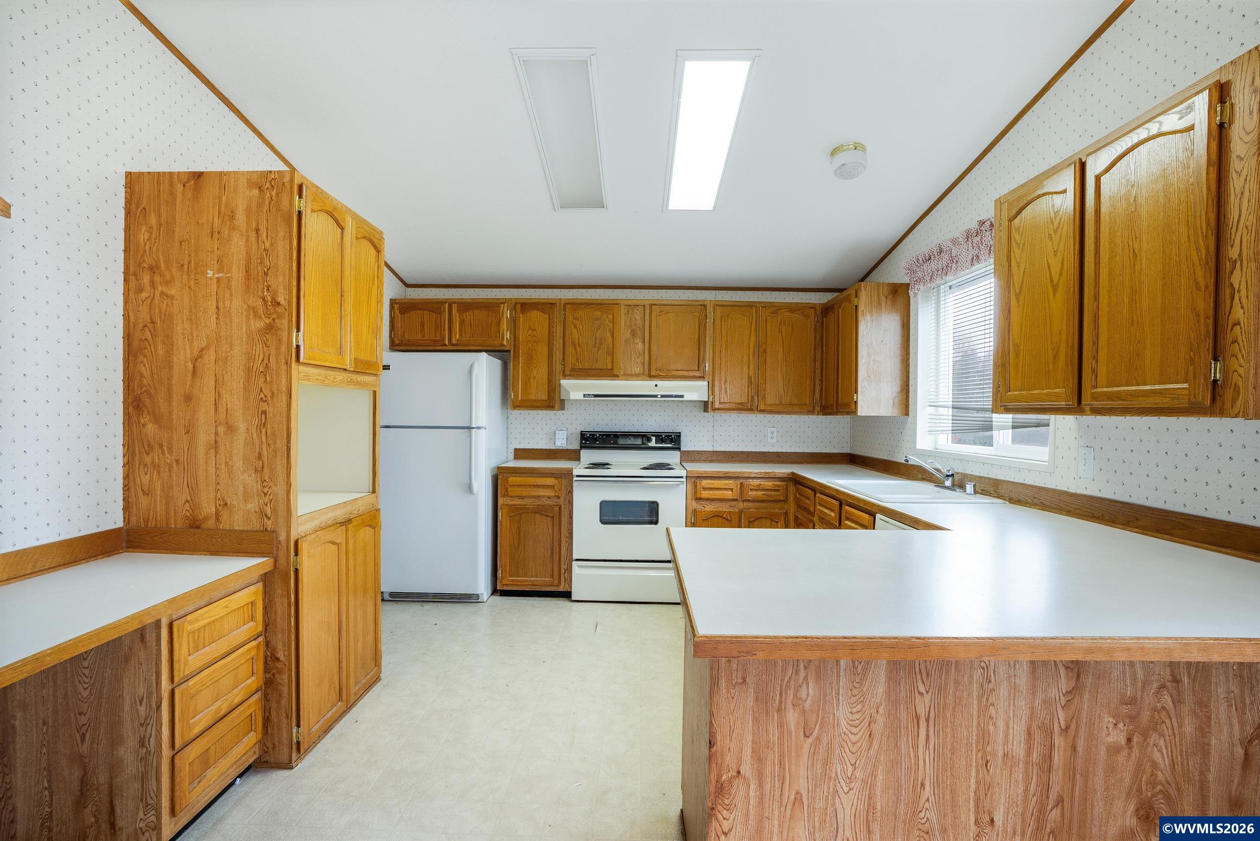 4639 Knox Butte Road East Albany, OR 97322 - Photo 29 of 48 Gallery Image 29