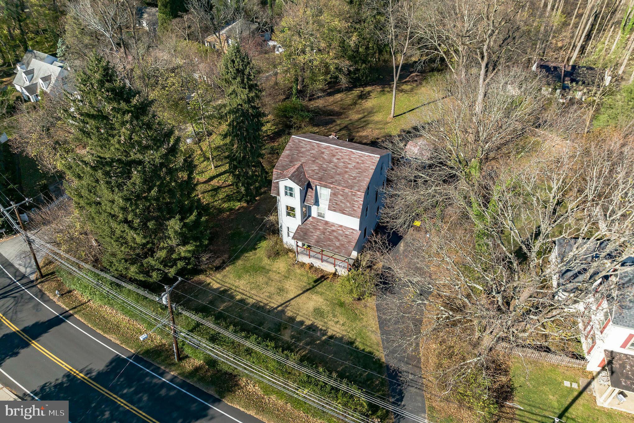1218 Old Lancaster Road Berwyn, PA 19312 - Photo 3 of 26