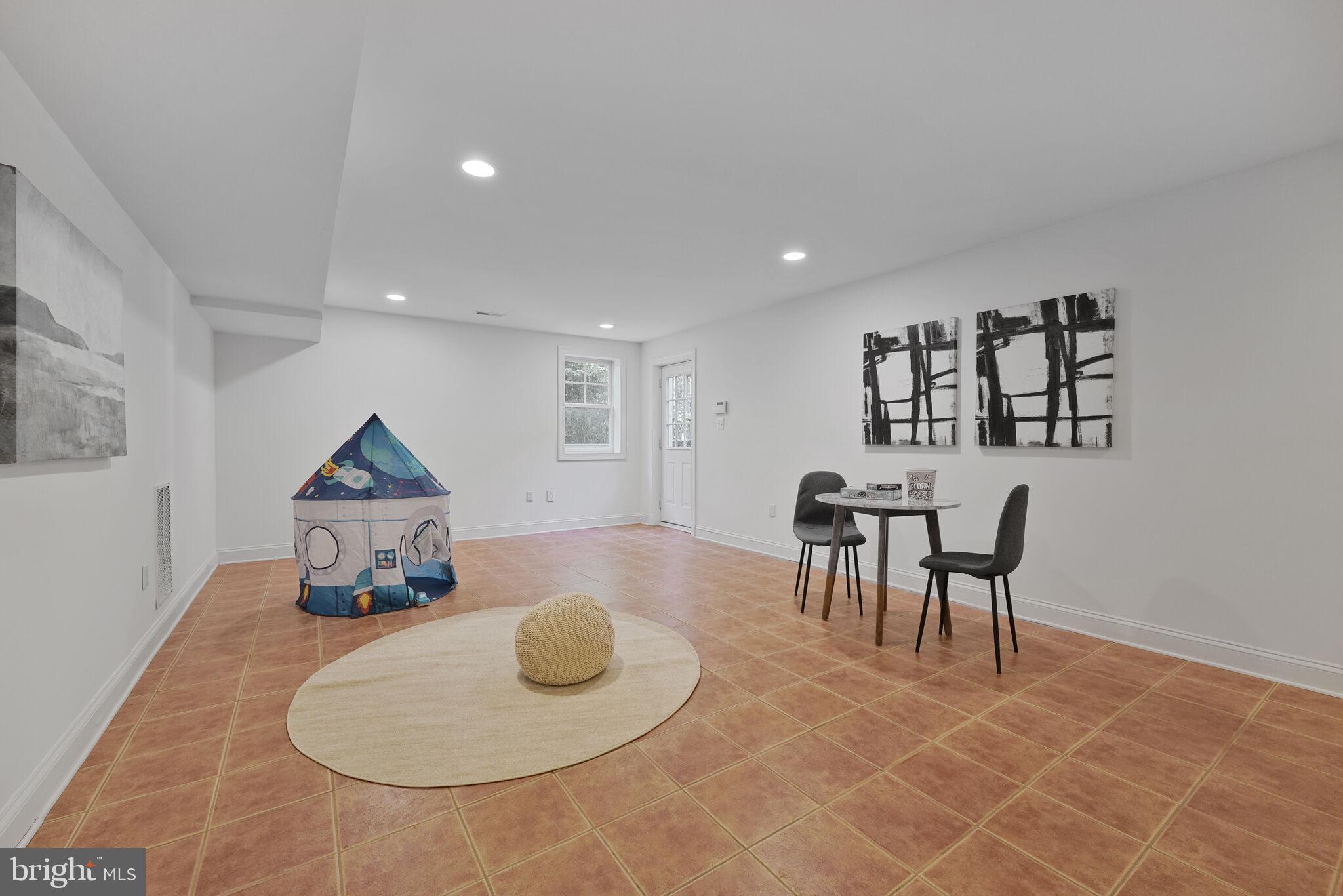 5517 McKinley Street Bethesda, MD 20817 - Photo 36 of 58 Gallery Image 36