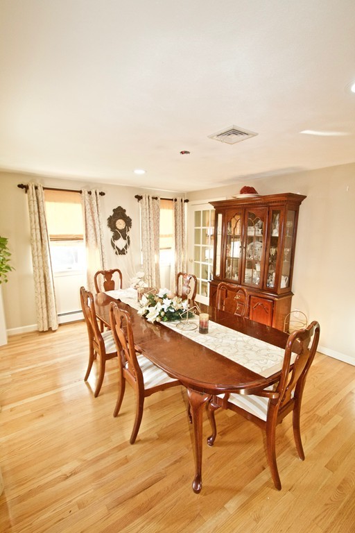 16 Lawrence Road Lynn, MA 01904 - Photo 4 of 18 Gallery Image 4