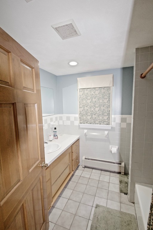 16 Lawrence Road Lynn, MA 01904 - Photo 9 of 18 Gallery Image 9