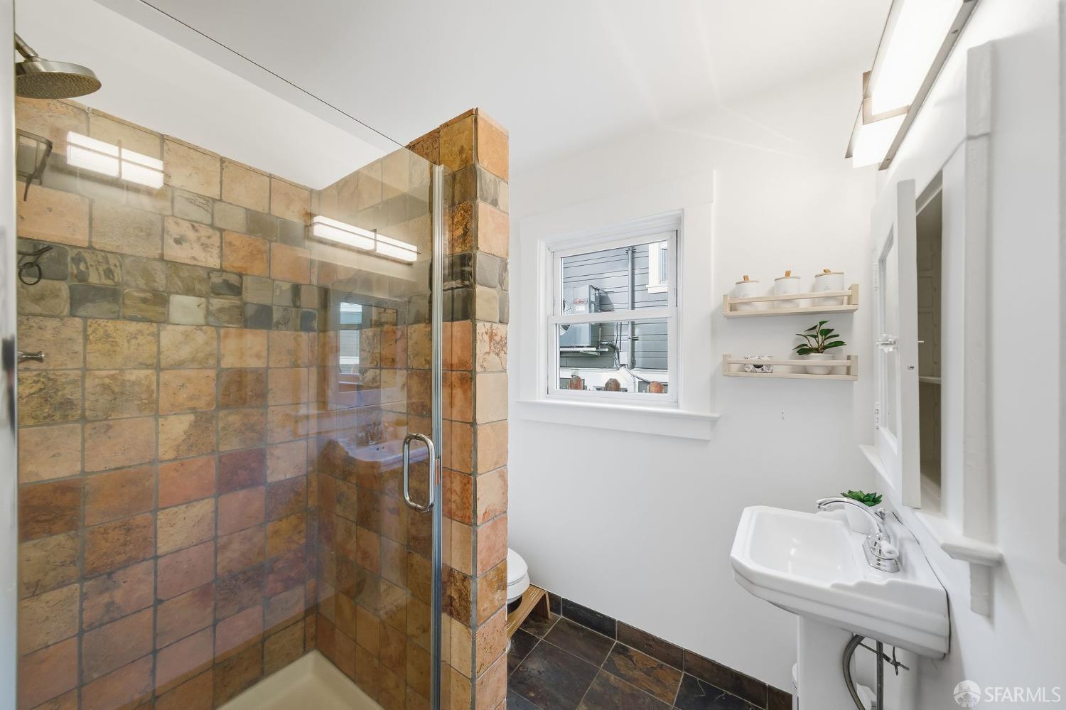 2231 Byron Street Berkeley, CA 94702 - Photo 9 of 42