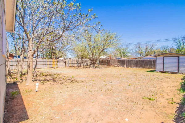 $139,900 | 133 Elgin Avenue, Levelland, TX 79336