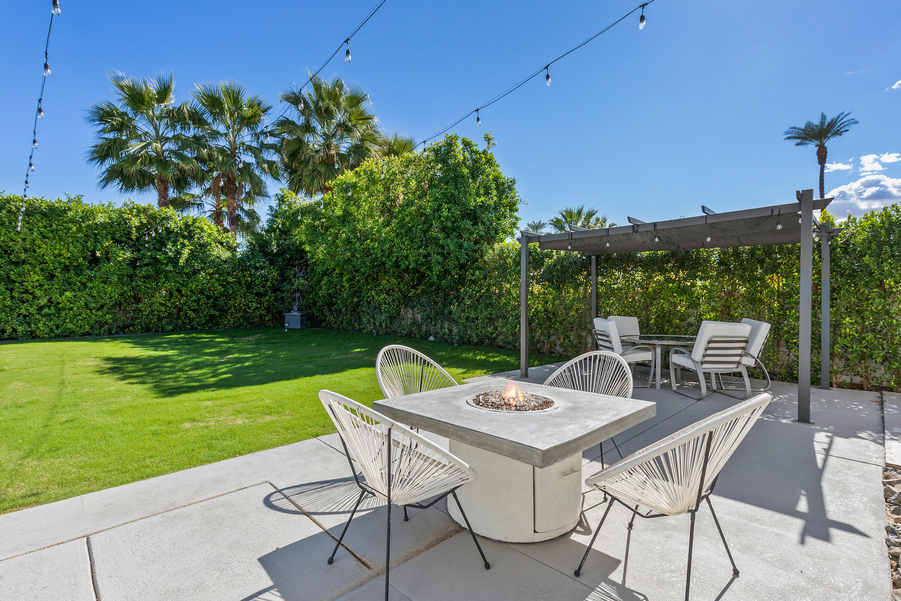 11 Sterling Place Rancho Mirage, CA 92270 - Photo 10 of 47 41_10940865_155431_155431-EI-138