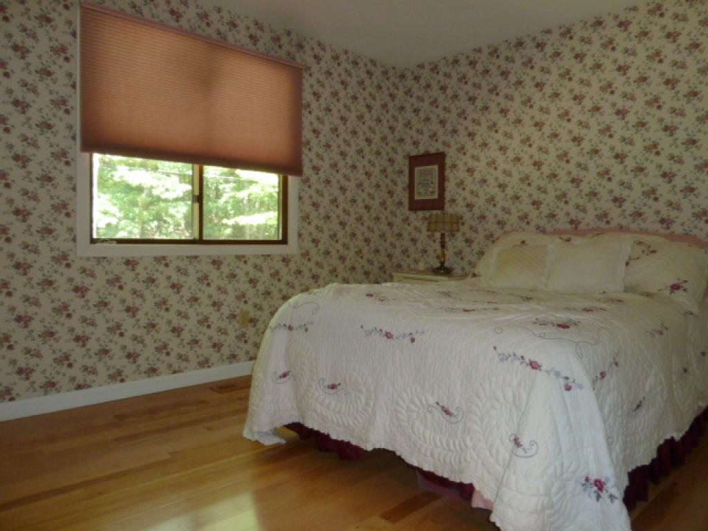 12 Roy Road Hooksett, NH 03106 - Photo 11 of 26