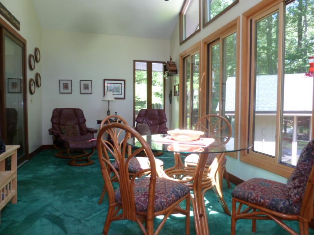 12 Roy Road Hooksett, NH 03106 - Photo 14 of 26