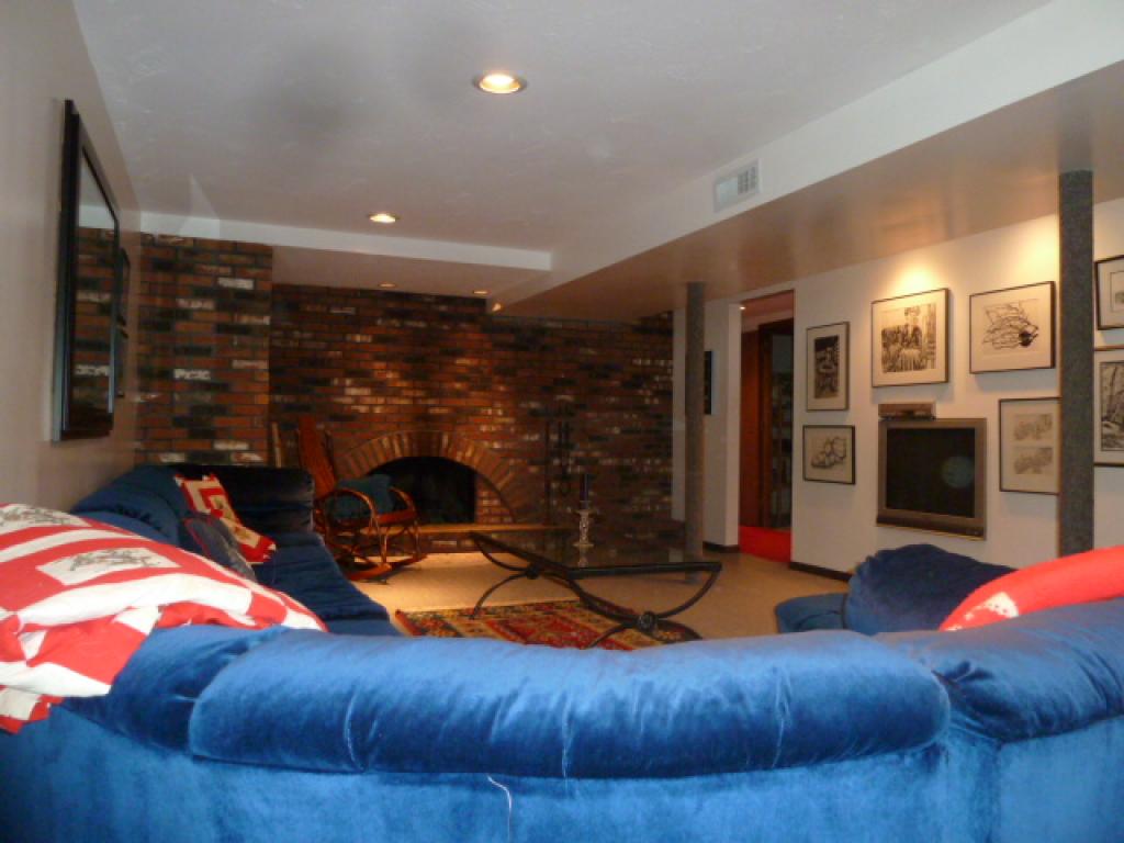 12 Roy Road Hooksett, NH 03106 - Photo 16 of 26