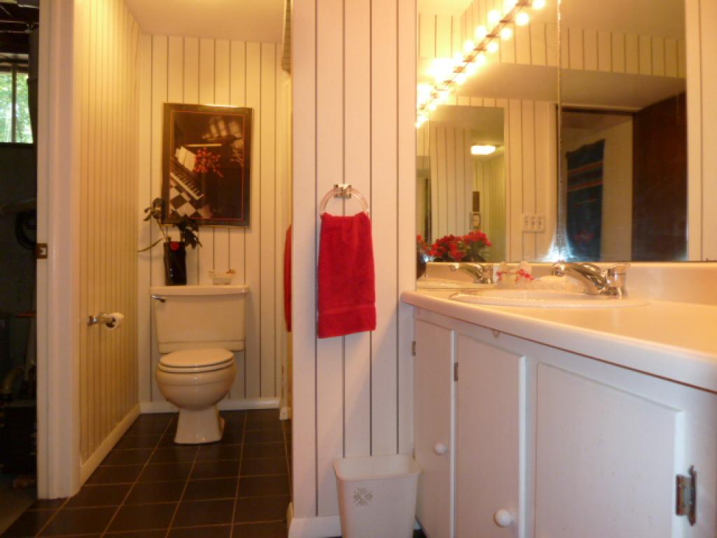 12 Roy Road Hooksett, NH 03106 - Photo 18 of 26