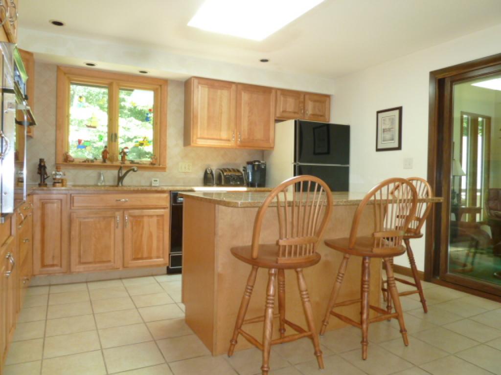 12 Roy Road Hooksett, NH 03106 - Photo 3 of 26
