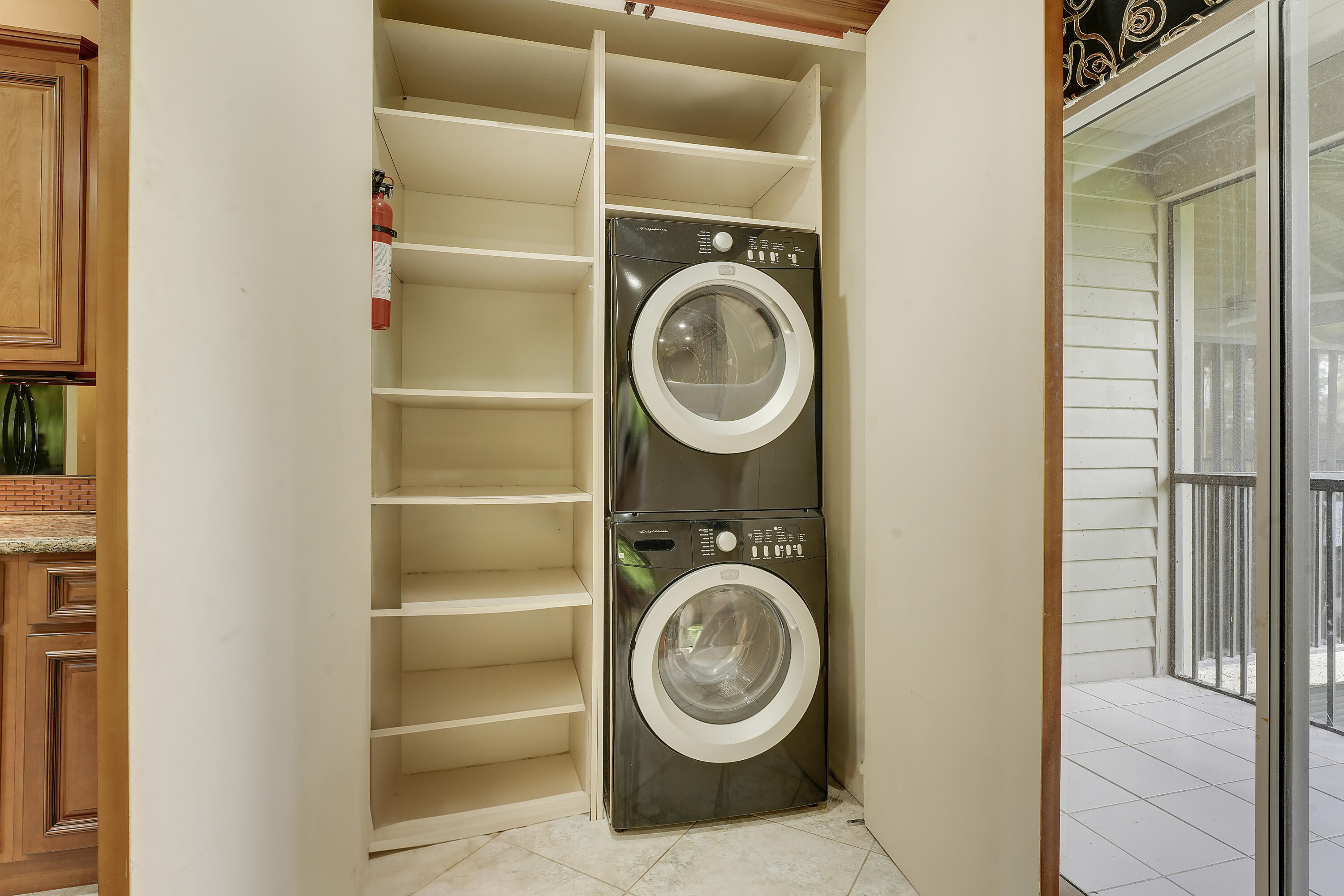 7599 Cinebar Drive, Unit 36U Boca Raton, FL 33433 - Photo 9 of 26 Washer, & Dryer