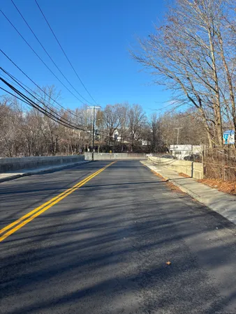 a view of an outdoor space