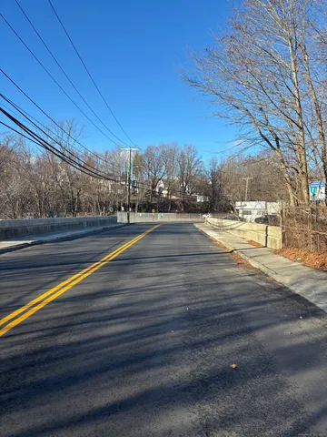 a view of an outdoor space