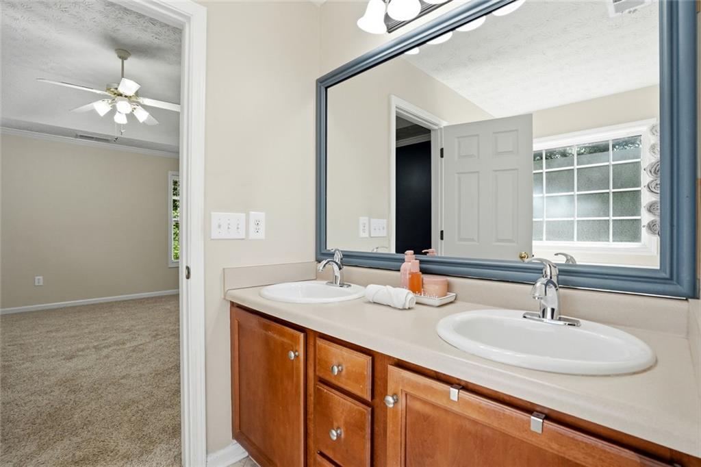 1005 Pebble Bend Drive Grayson, GA 30017 - Photo 25 of 70