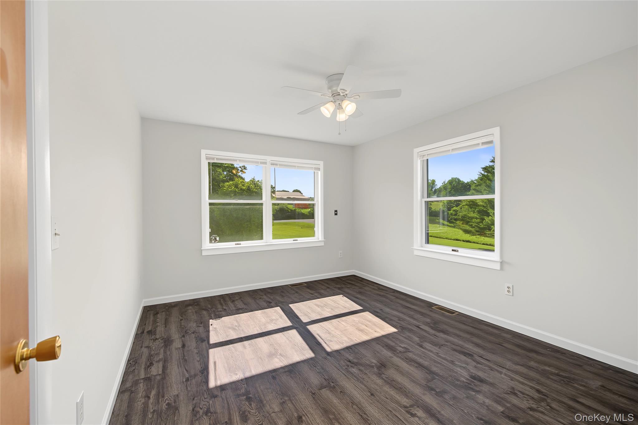 318 Cornwall Hill Road Patterson, NY 12563 - Photo 6 of 38