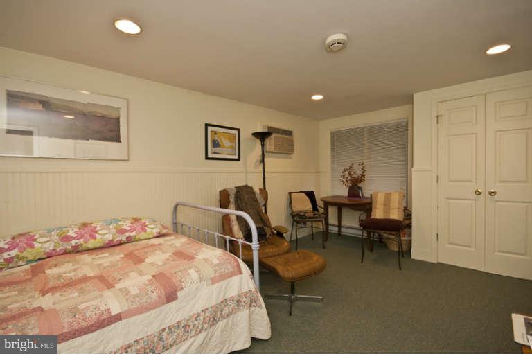 2601 Old Court Road Baltimore, MD 21208 - Photo 22 of 30 Guest BR