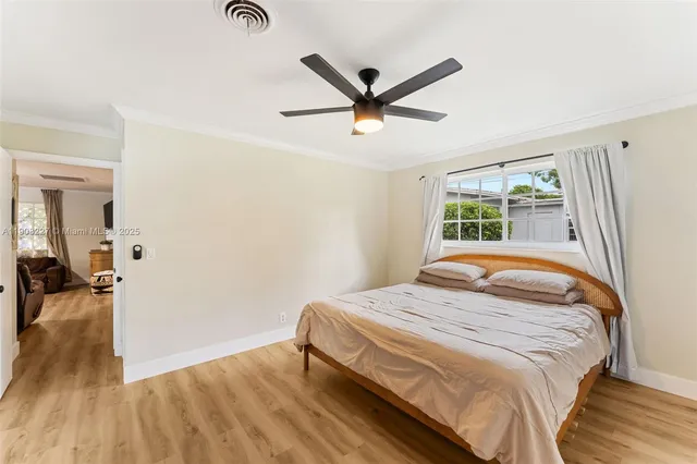 $775,000 | 1220 East Hawthorne Circle, Hollywood, FL 33021