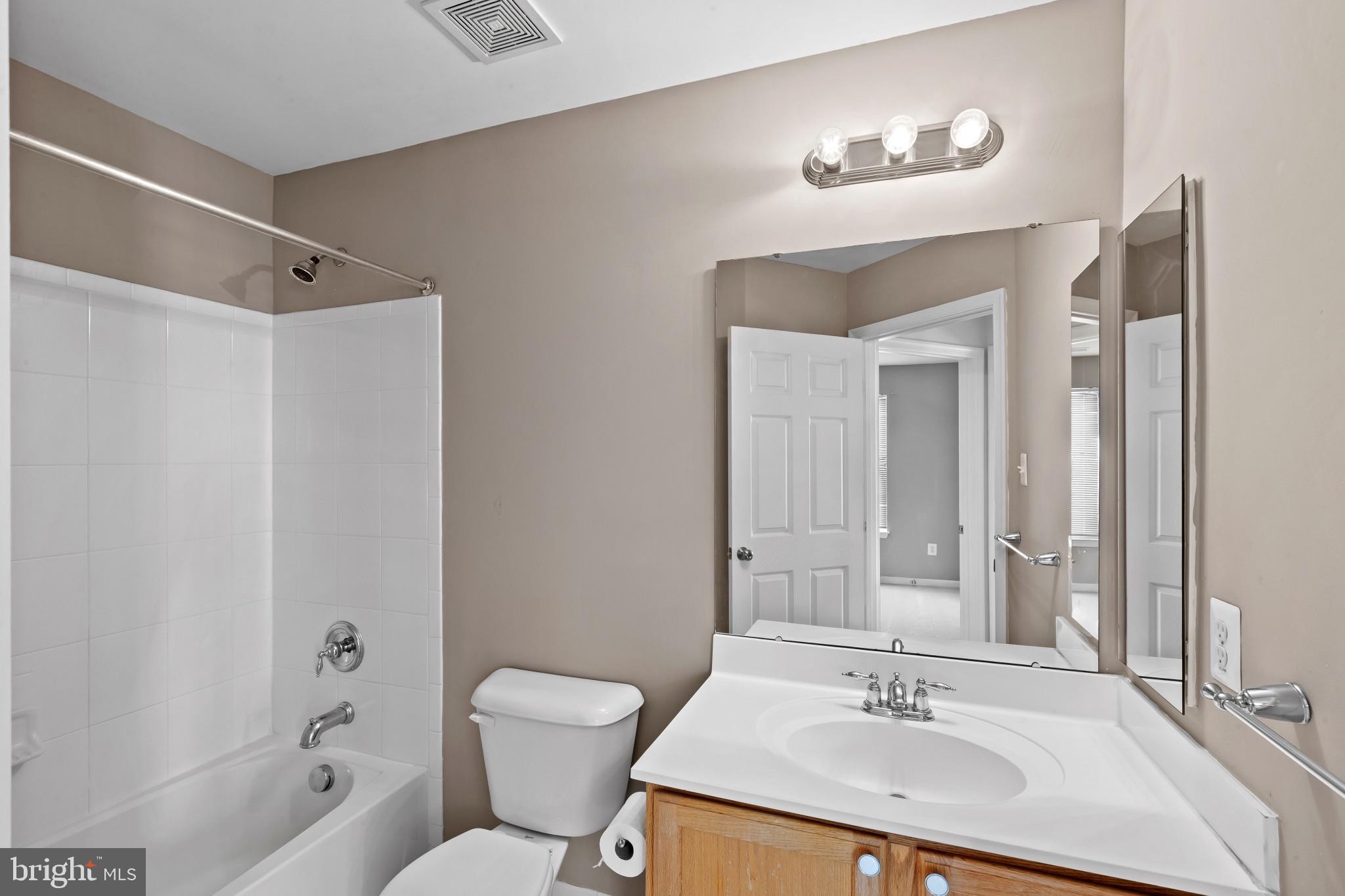 6884 Tasker Falls, Unit 107 Elkridge, MD 21075 - Photo 17 of 41