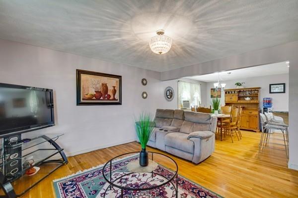 17 Brookfield Road Milford, MA 01757 - Photo 14 of 29 Gallery Image 14