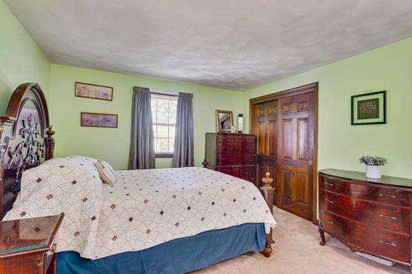 17 Brookfield Road Milford, MA 01757 - Photo 16 of 29 Gallery Image 16