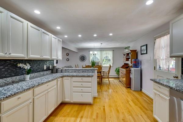 17 Brookfield Road Milford, MA 01757 - Photo 4 of 29 Gallery Image 4