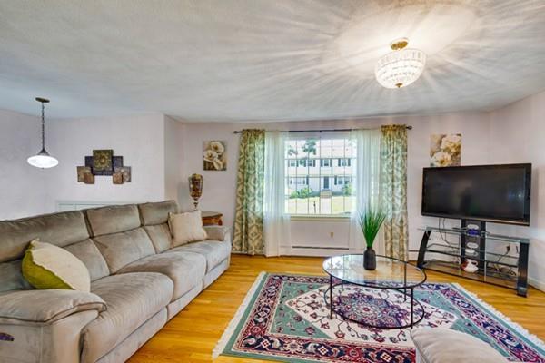 17 Brookfield Road Milford, MA 01757 - Photo 10 of 29 Gallery Image 10