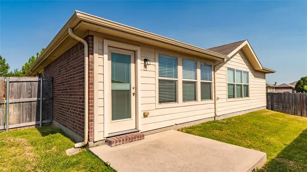 $1,995 | 704 Cedar Cove Drive, Princeton, TX 75407