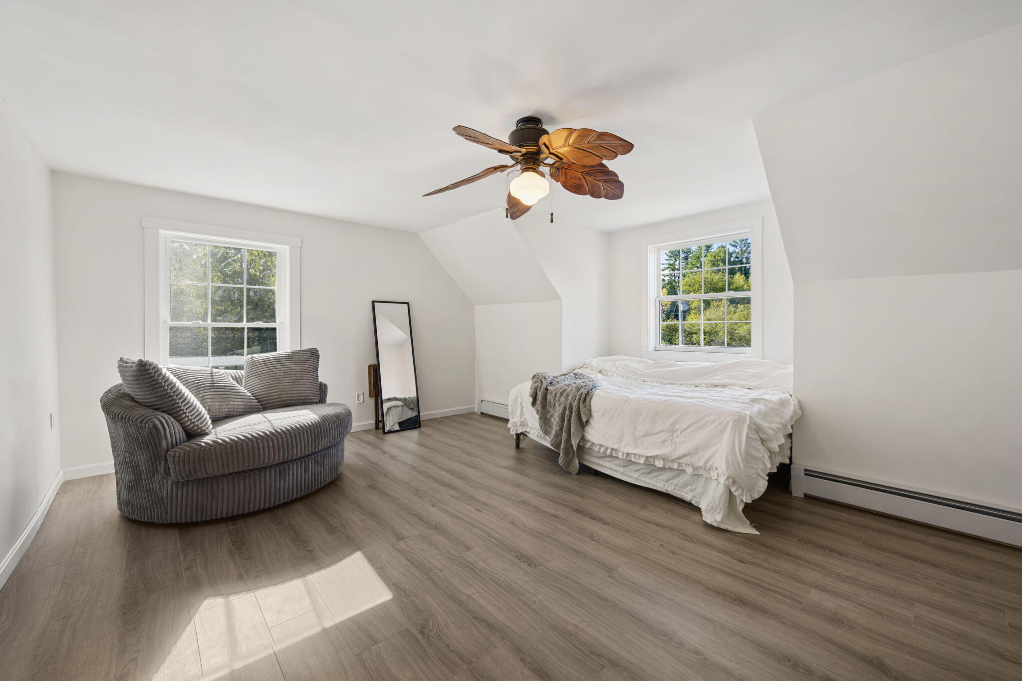 237 Lebanon Road Winterport, ME 04496 - Photo 22 of 56 Large Spacious Room