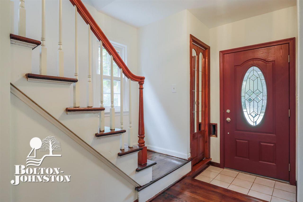 1948 Broadstone Road Grosse Pointe Woods, MI 48236 - Photo 7 of 20