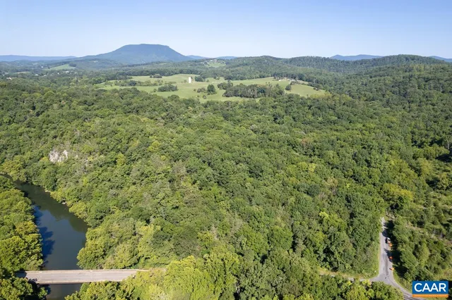 a view of a lush green field