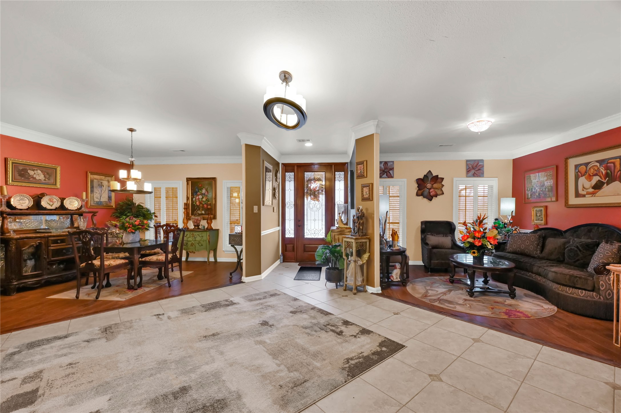 16423 County Road 528 Rosharon, TX 77583 - Photo 14 of 35 a living room with furniture and a large window