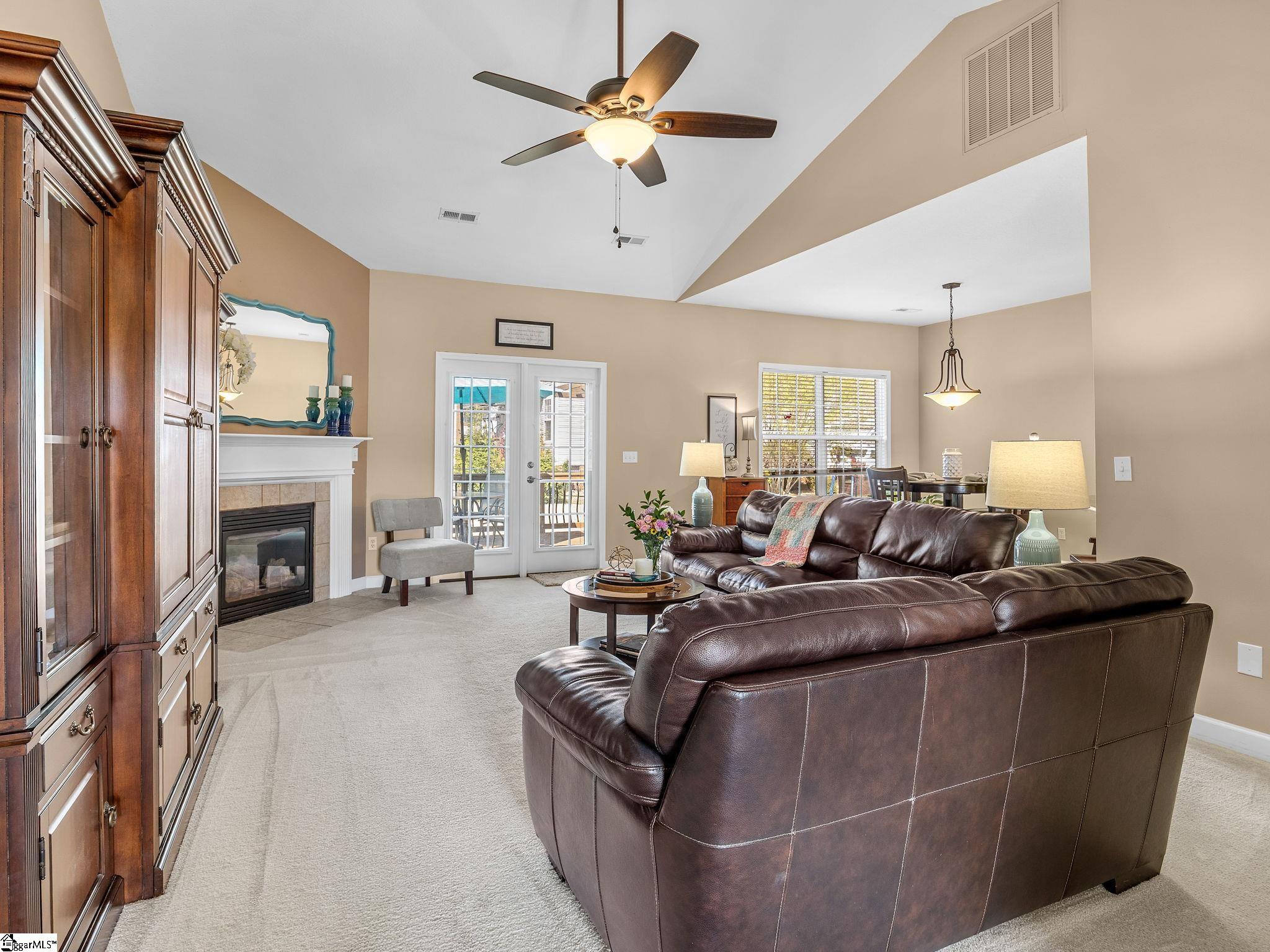 414 Landstone Terrace Boiling Springs, SC 29316 - Photo 5 of 41