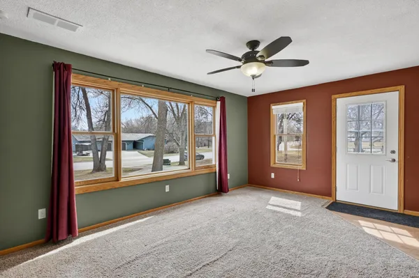 $189,900 | 311 North Quincy Street, Alexandria, MN 56308