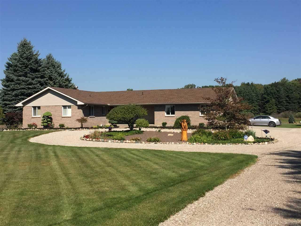 9670 Division Road Columbus, MI 48063 - Photo 1 of 30