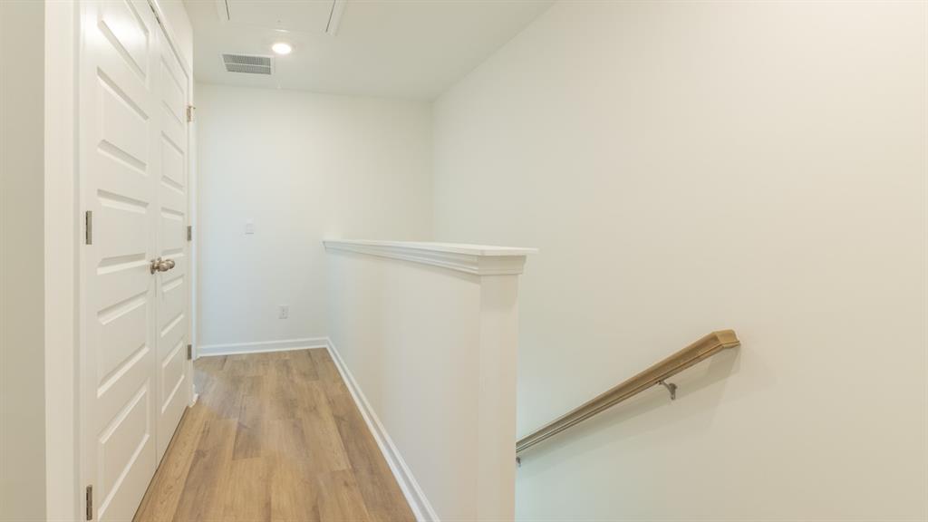 302 Laurel Lane, Unit 2002 Atlanta, GA 30354 - Photo 15 of 22 Gallery Image 15