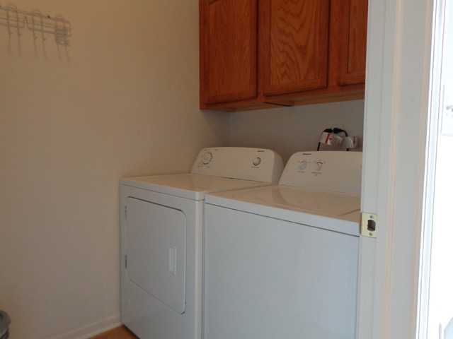 654 South Rosehall Lane Round Lake, IL 60073 - Photo 12 of 14